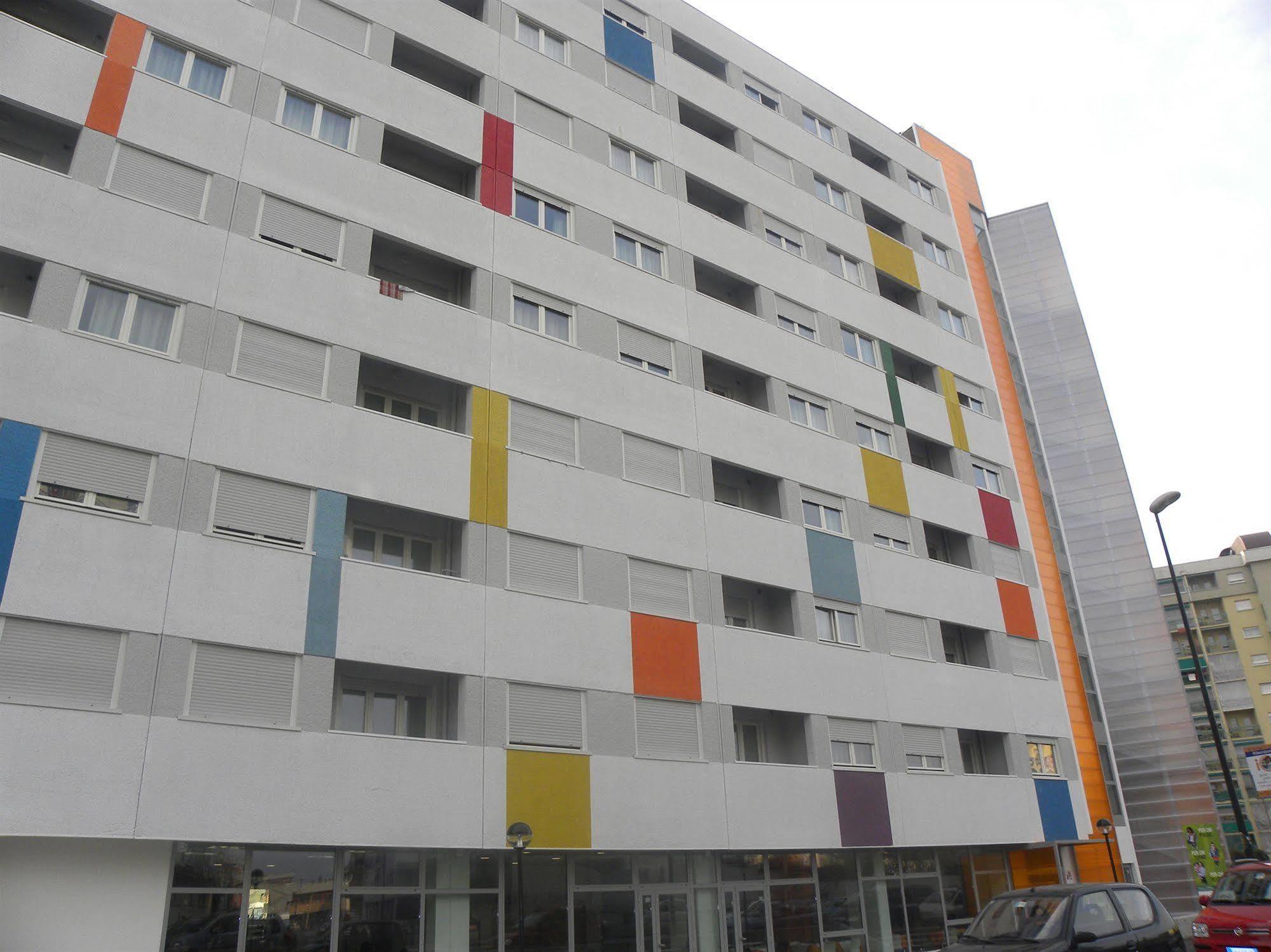 Hotel Sharing Torino Esterno foto